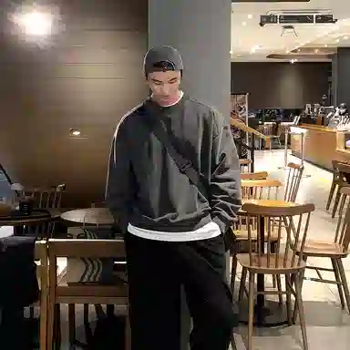 我是大卫 港风宽松美式简约百搭纯色圆领长袖卫衣 男女同款 深灰色