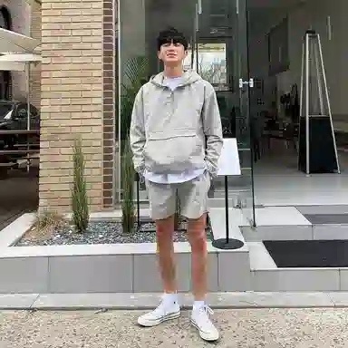 我是大卫 纯色简约半拉链设计连帽套头长袖上衣抽绳直筒短裤休闲运动套装 男女同款