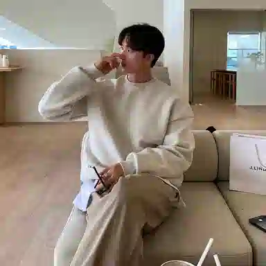 我是大卫 韩系简约风圆领套头休闲慵懒风时尚百搭卫衣 男女同款