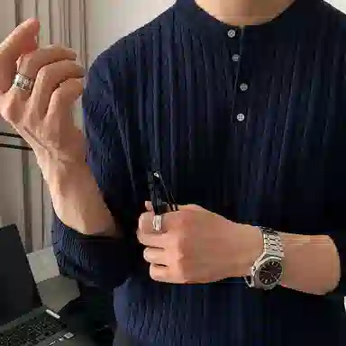 我是大卫 小众高级感韩系纯色设计感宽松套头炸街针织衫 男女同款