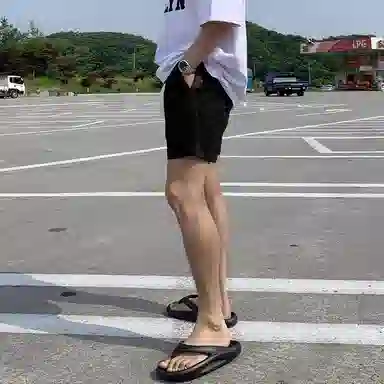 我是大卫 基础色简约纯色系带中腰分休闲短裤 男女同款