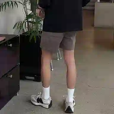 我是大卫 纯色美式高级感运动薄款五分休闲短裤 男款 咖色