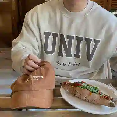 我是大卫 韩系圆领印花套头宽松慵懒感休闲卫衣 男女同款 燕麦色