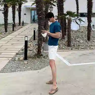 我是大卫 纯色直筒百搭简约四分休闲短裤 男女同款