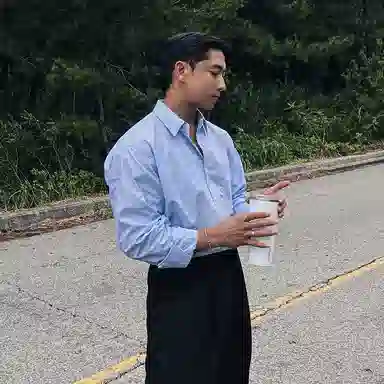 我是大卫 时尚翻领宽松阔版小众轻薄防晒外套长袖衬衫 男女同款 蓝色条纹