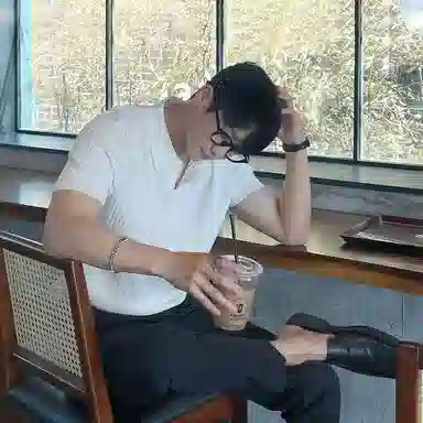 我是大卫 纯色翻领休闲百搭短袖针织衫 男女同款 白色