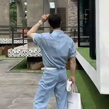 我是大卫 夏季宽松做旧高级感休闲牛仔衬衣韩版痞帅时尚短袖衬衫 男款