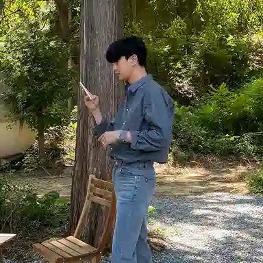 我是大卫 韩版宽松港风复古高级感休闲百搭长袖衬衫 男款 灰蓝色