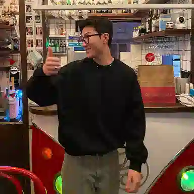 我是大卫 韩系简约风圆领套头休闲慵懒风时尚百搭卫衣 男女同款