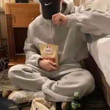 我是大卫 运动风高级感高腰宽松系带直筒束脚加厚休闲裤 男女同款