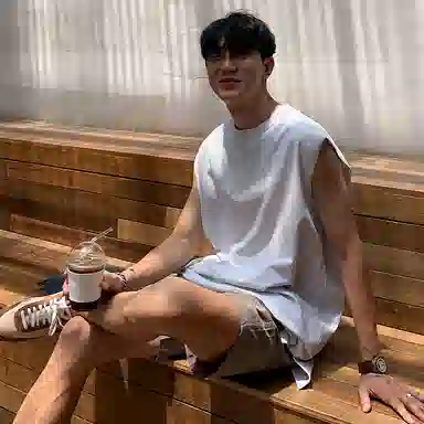 我是大卫 休闲简约纯色宽松打底外穿百搭无袖背心 男款