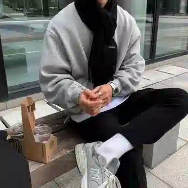 我是大卫 纯色简约圆领宽松休闲卫衣 男女同款