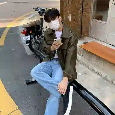 我是大卫 多口袋亮面立领复古简约工装飞行员夹克 男女同款