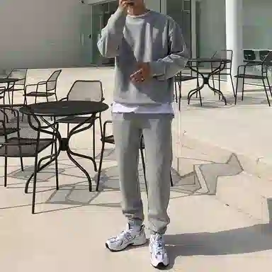 我是大卫 基础简约纯色系带韩系直筒宽松束脚休闲裤 男女同款