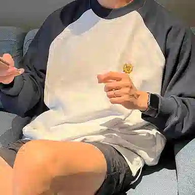 我是大卫 拼接撞色圆领套头长袖卫衣 男女同款 白灰色