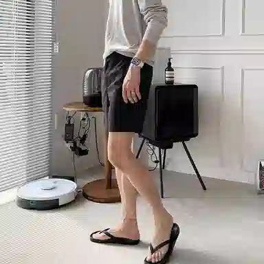 我是大卫 韩版时尚高级感小众设计百搭宽松直筒休闲短裤 男款 黑色