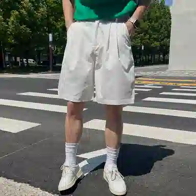 我是大卫 日系百搭轻薄透气高级感小众宽松五分裤休闲短裤 男女同款 白色