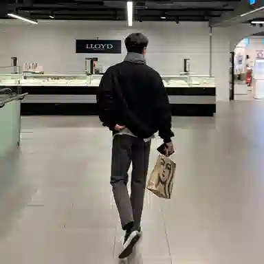 我是大卫 纯色简约圆领宽松休闲卫衣 男女同款