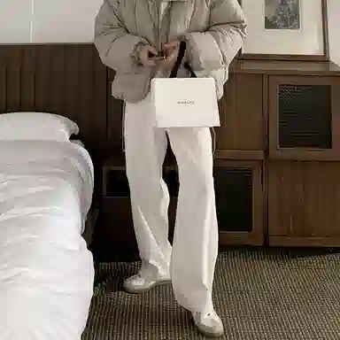 我是大卫 日系复古灯芯绒直筒简约百搭宽松阔腿休闲裤 男女同款 奶白色