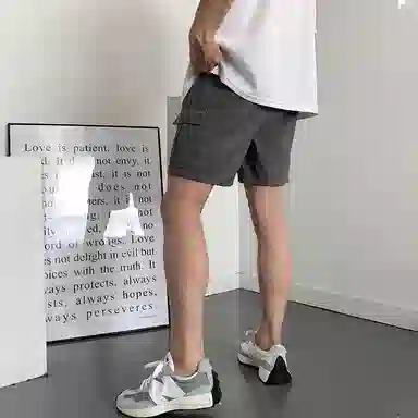 我是大卫 纯色简约宽松抽绳直筒休闲短裤 男女同款