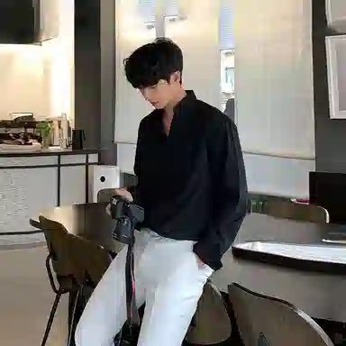 我是大卫 气质柔软亲肤透气轻商务通勤纯色尖领长袖衬衫 男女同款