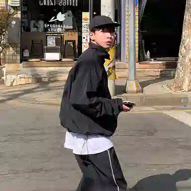 我是大卫 立领韩版高级感可收腰设计户外运动拉链夹克外套 男女同款