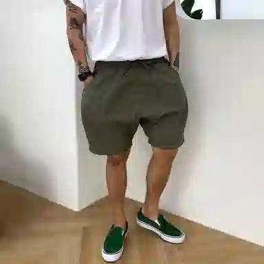 我是大卫 日系复古休闲灯笼裤子夏季韩版潮流时尚工装短裤 男款 军绿色