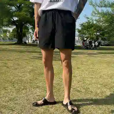 我是大卫 纯色中腰系带潮牌高街薄款透气宽松运动五分休闲短裤 男女同款 黑色