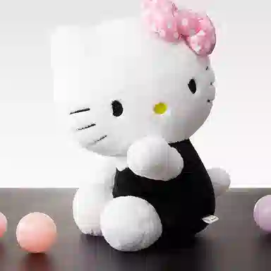 MINISO x Sanrio Hello Kitty 42cm