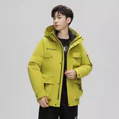 鸭鸭 山系字母印花立体多口袋设计连帽保暖羽绒服 男女同款