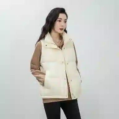 鸭鸭 纯色休闲单排扣立领无帽羽绒加厚马甲 女款