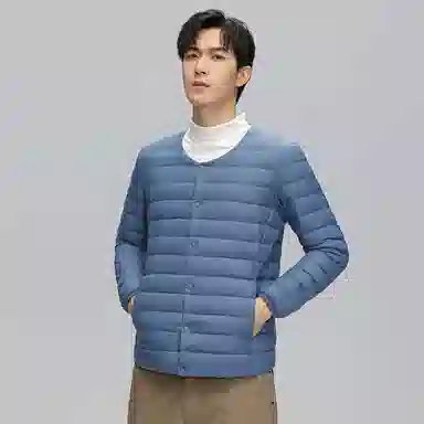鸭鸭 轻薄便携纯色基础款休闲宽松单排扣圆领保暖羽绒服 男款