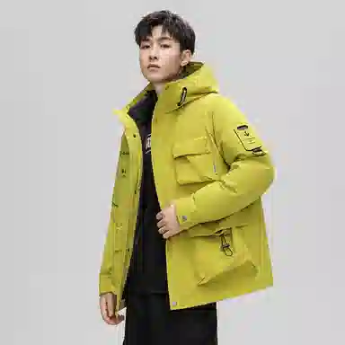 鸭鸭 山系字母印花立体多口袋设计连帽保暖羽绒服 男女同款
