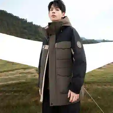 鸭鸭 山系户外风工装多口袋插色拼接立体滴塑休闲宽松连帽套头羽绒服 男女同款