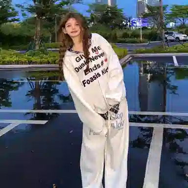 桴生 美式复古假两件格子拼接字母印花连帽加绒加厚卫衣 女款