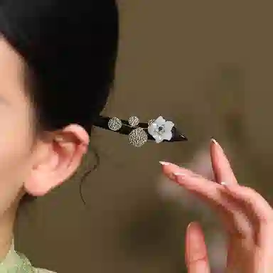 凤凰涅磐 新中式高级感古风发钗日常盘发搭配汉服旗袍 木质 米珠 合金件 发簪 女款 白色花朵 礼物 礼盒