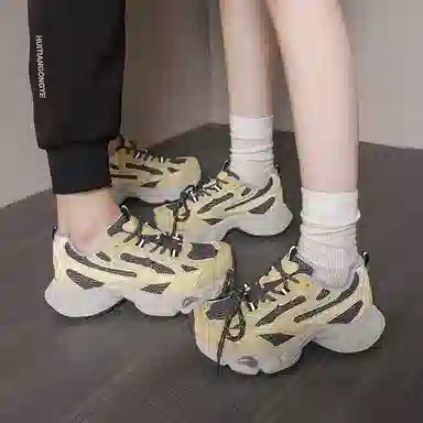 TELENT Mesh Low-Top Thick Sole Sneakers