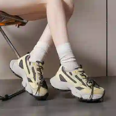 TELENT Mesh Low-Top Thick Sole Sneakers