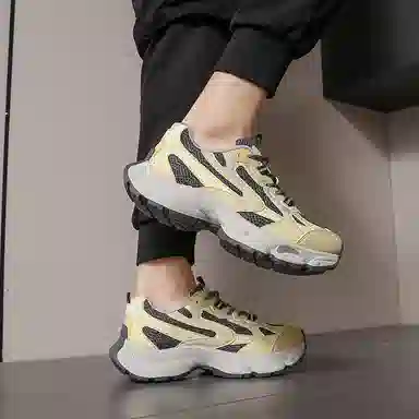 TELENT Mesh Low-Top Thick Sole Sneakers