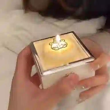 胖胖龙 蛋糕戒指盒项链手链自动旋转 整蛊玩具