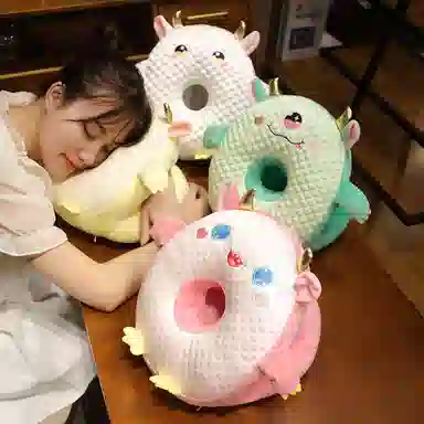胖胖龙 冰豆豆午睡枕 卡通抱枕 玩偶周边