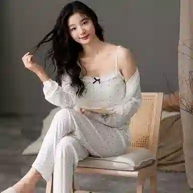 俏霓桐 轻奢简约舒适带胸垫长袖长裤可外穿睡衣套装 女款 米白色