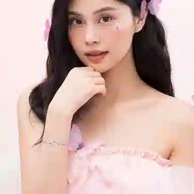 珂里 小清新浪漫幸运花环甜美气质多巴胺爱心蝴蝶闪耀微笑 合金 手链 女款