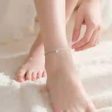 珂里 满天星女小众设计感细链显瘦简约爆闪轻奢气质优雅 日常通勤百搭 合成立方氧化锆 脚链 女款