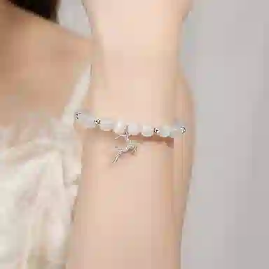 七可 一鹿有你新中式轻奢气质时尚百搭小众设计温柔小清新简约 玻璃猫眼 手串 女款