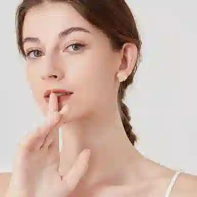 S925