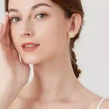 S925