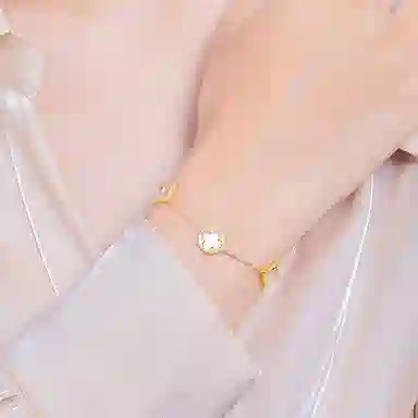 S925