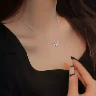 S925