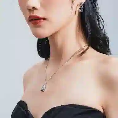 【可定制刻字】 万娜 爱心包包系列小众设计感冷淡风显白通勤风甜酷质感首饰 铜 项链 女款